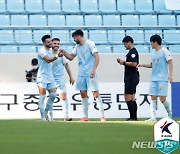 '세징야 50-50 클럽' 대구, 강원 3-0 완파..6위 도약