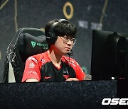 '제우스' 최우제의 럼블 1R 복기, "RNG-G2, 우리 판단 실수로 패해" [MSI 톡톡]