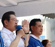 이재명, 성남FC 수사에 "선거때 두 번이나 압수수색"