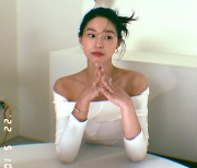 설현, 동화 찢고 나온 비주얼 '청순+시크' [리포트:컷]