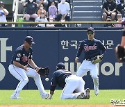 아무도 잡지 못한 페르난데스의 타구[포토]