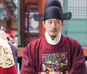 [TV 엿보기] '붉은 단심' 이준·장혁·강한나·최리, 대비전에 모였다..심리전 예고