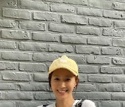 소녀시대 유리, 멜빵바지 + 볼캡.. 러블리 꾸안꾸룩