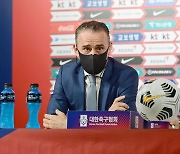 월드컵 개최 해에 득점왕 된 손흥민.. 벤투 "한국 축구에 중요한 사건"