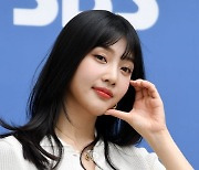 [TEN 포토] 레드벨벳 조이 '때론 시크하게'