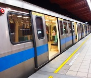교통비 줄이는 '지하철·버스 통합 정기권' 2023년 도입 추진
