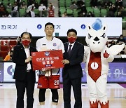 KBL '최고 슬래셔' 였던 정영삼, 정들었던 코트 떠난다