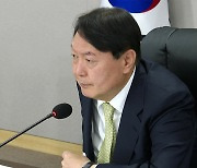 윤 대통령 "北 미사일 발사 규탄"..한미일 긴급 대응
