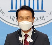 이재정 교육감, 투표 독려..임태희 측 "선거개입 여지 있어"