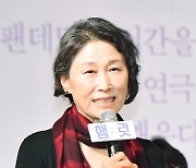 [ST포토] 연극 '햄릿' 출연 소감 전하는 손봉숙