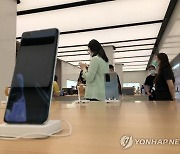 코로나 충격 속 중국 4월 스마트폰 출하량 34% 감소