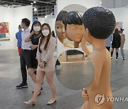 Hong Kong Art Basel