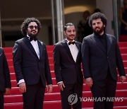 France Cannes 2022 Leila's Brothers Red Carpet