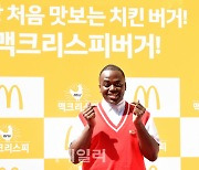 [포토]'예능 대세' 조나단, 맥도날드 크루에서 광고모델로