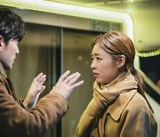 카카오TV '결혼백서', 이진욱이연희 "프러포즈 씬, 몽글몽글 설레는 장면"