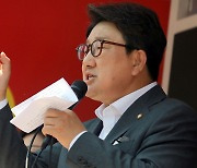 권성동 "윤종원, 의원들 100% 반대..韓총리 고집 이해 안돼"