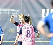 [WK포토] 득점하고 기뻐하는 수원FC 문미라