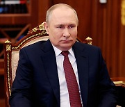 푸틴 "국제경제체제서 러 축출하는 것 불가능"
