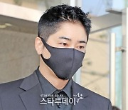 '스태프 성폭행' 강지환 2심도 패소.."제작사에 53억 배상"