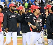 5072일 만의 대구 스윕승, KIA 김종국 감독 "마지막까지 힘든 승부였다"