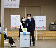 나소열·장동혁 보령서천 보선 후보들 사전투표 마쳐