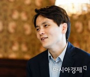 정명훈 이어 두번째 日서 데뷔하는 지휘자 아드리엘 김