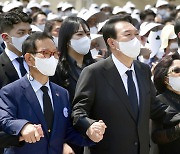 尹 대통령도 부른 '임을 위한 행진곡' 어떻게 만들어졌나 [뉴스+]