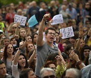 스페인서 '명확한 동의 없는 성관계는 성폭행' 법안 하원 통과