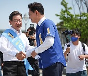 이재명·송영길 "김포공항 이전, 수도권 서부 대개발하겠다"