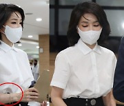 '사전투표' 김건희 꿀벌 셔츠가 175만원?..백은 '품절'됐다