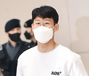 英 매체, 손흥민의 올 시즌 활약에 평점 10점 "놀라운 공헌"