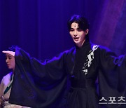 [ST포토] 현준, 연극 '여도'서 '이성'으로 열연