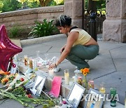 U.S.-TEXAS-MASS SHOOTING-VIGIL