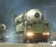 "美정보당국, 北 '이중 궤도' 탄도미사일 발사 여부 파악 중"