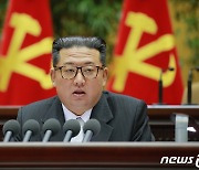 북한 김정은, 총련에 장문 서한..통일·대외사업·사상교육 강화 주문