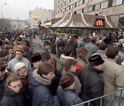 맥도날드 러시아 '펀 앤드 테이스티' 등으로 이름 바꾼다