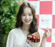 '리듬체조 요정' 손연재 결혼.. ♥예비 신랑은 9세 연상 회사원