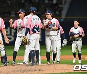 NC 다이노스 두산전 5-0 승리 [사진]