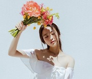 '9세 연상♥' 손연재, 결혼 소감+웨딩드레스 자태 공개 "생일날 좋은 소식"