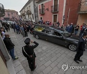 ITALY GOVERNMENT DE MITA FUNERAL