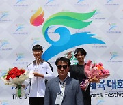 부여중 이정윤·대구 고산중 박소영, 소년체전 카누 최우수선수 