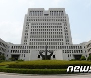 "임금피크제가 무효라고?"..혼란 휩싸인 노동현장