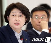 김승희, 장남 병역면제 사유.."한쪽 눈 영구실명, 지극히 개인 사정"