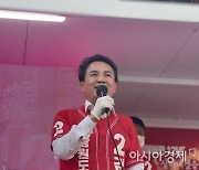 [인터뷰] 김진태, "잃어버린 강원도정 12년을 되찾겠다".. 명승부 예고