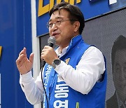 민주당 "소상공인 고통에 대승적 결단..정부·여당 무책임 개탄"