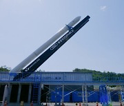 이노스페이스, 국내 민간 첫 시험발사체 '한빛-TLV' 실물 공개