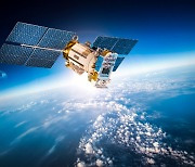 6G 통신망 핵심 '저궤도 위성'..자율주행차·UAM 등에 필수