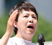 군포 시민들에게 지지호소하는 김은혜 후보