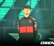 '페이커' 이상혁, '5년만의 국제 대회 우승 기대하세요' [사진]