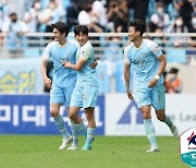 '11분 만에 네 골 폭발' 대구FC, 포항과 극적인 2-2 무승부